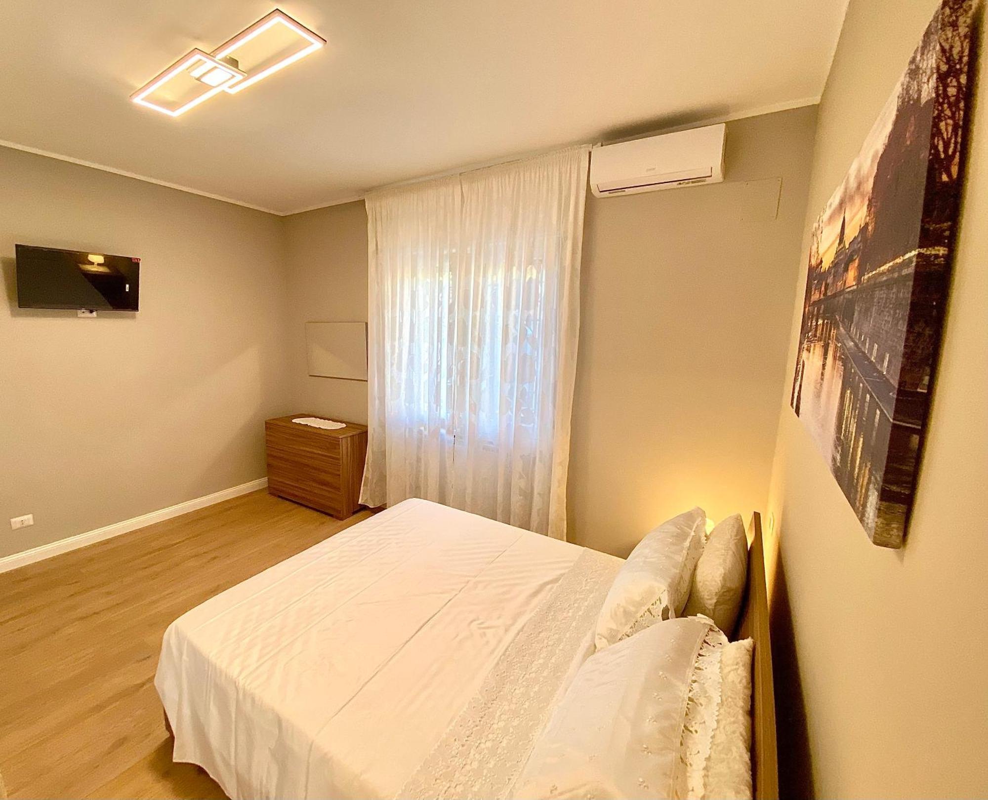 Capuanshome-Intero Appartamento โรม ภายนอก รูปภาพ